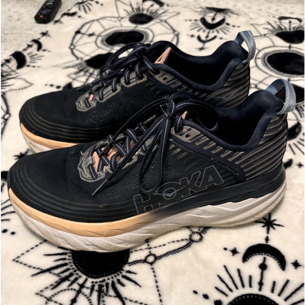 Hokas size 9.5